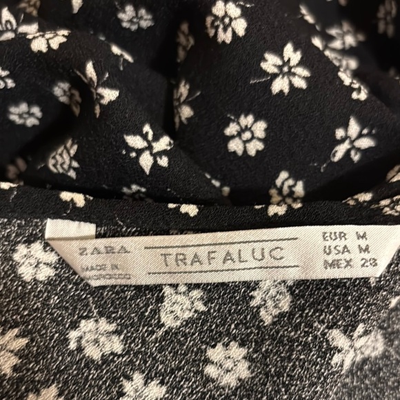 Zara Black Dress with White Floral Design - Picture 2 of 2